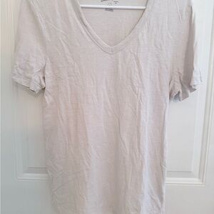 Universal Thread Light Beige V-Neck Short Sleeve Tee